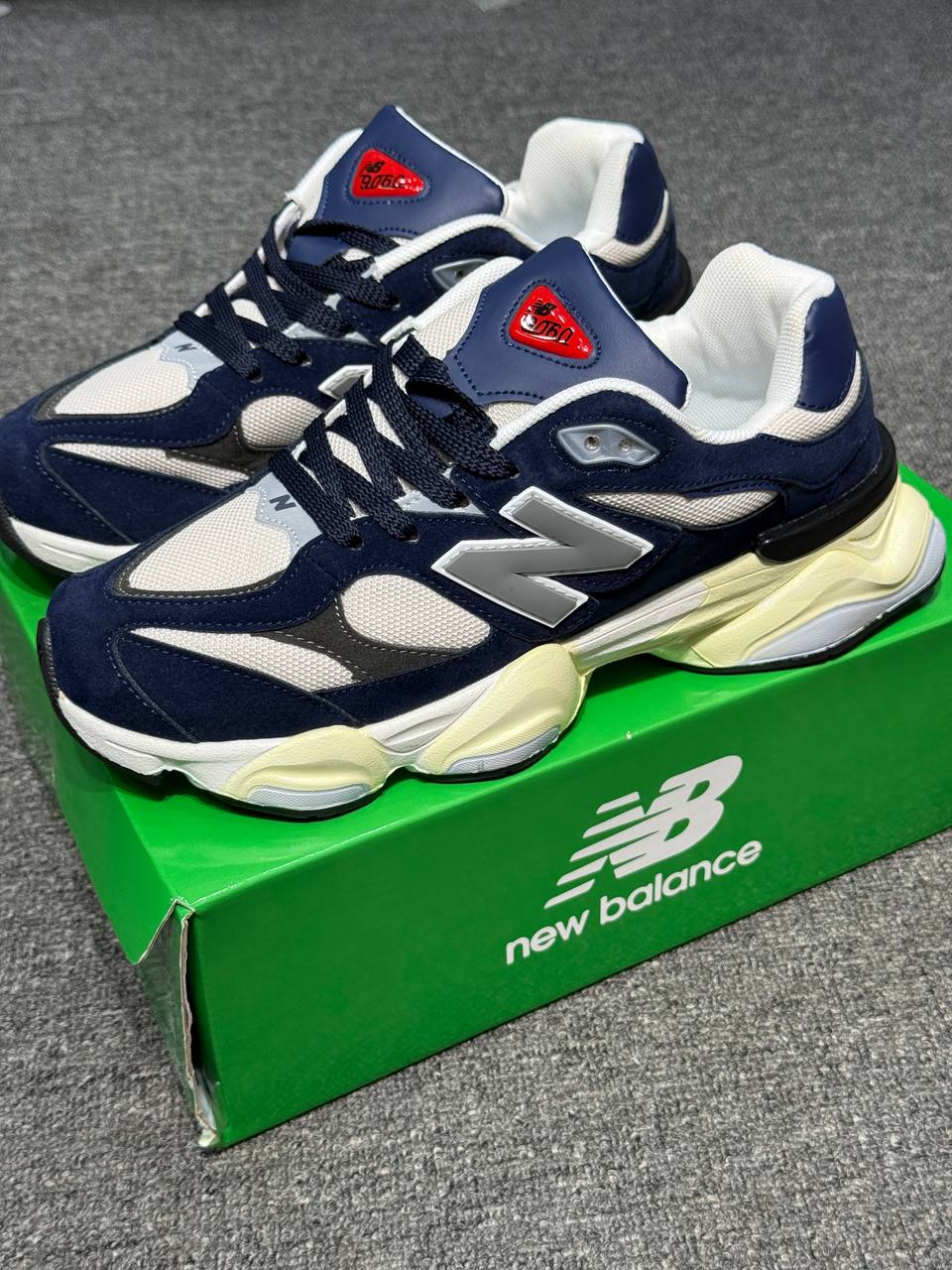 New Balance 9060